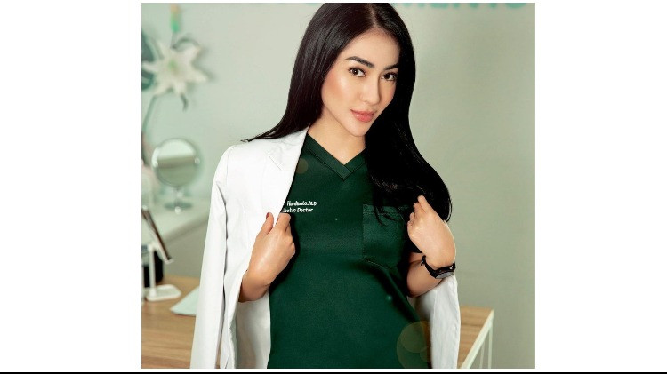 Dokter cantik