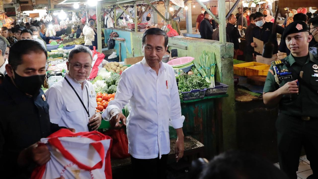 Presiden Jokowi dan Mendag Zulhas