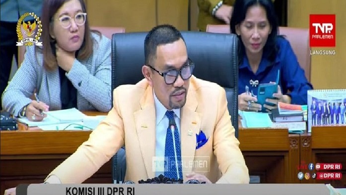 Ahmad Sahroni Beberkan Poin-poin Pembahasan Rapat dengan Mahfud MD dan Sri Mulyani