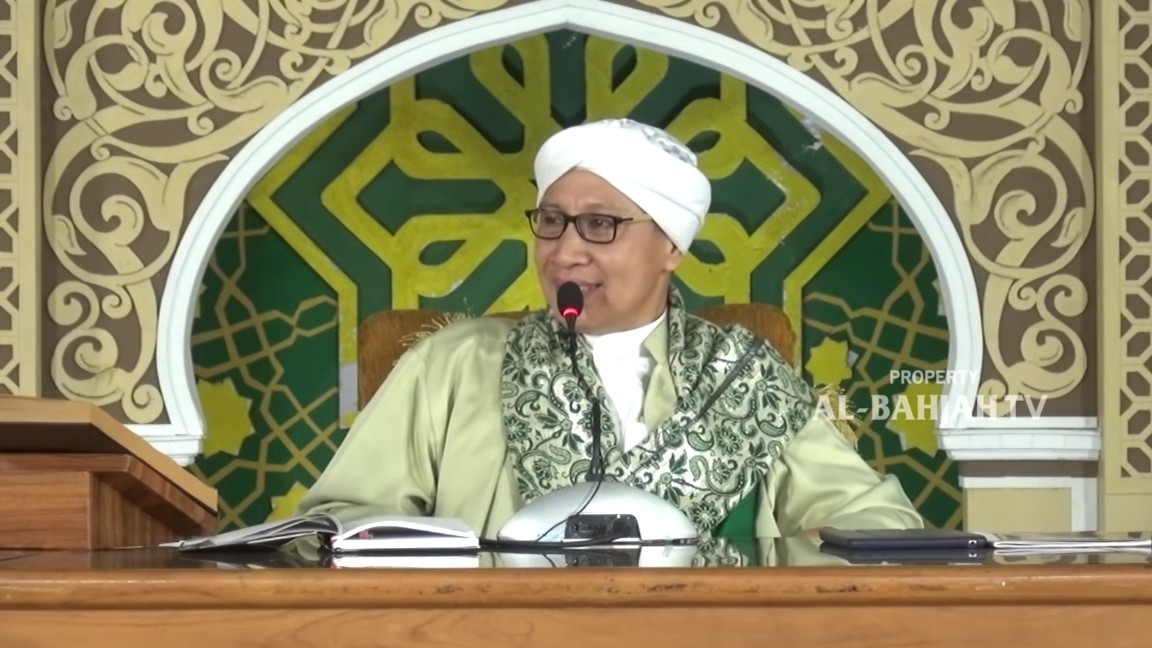 Potret Buya Yahya saat melakukan ceramah
