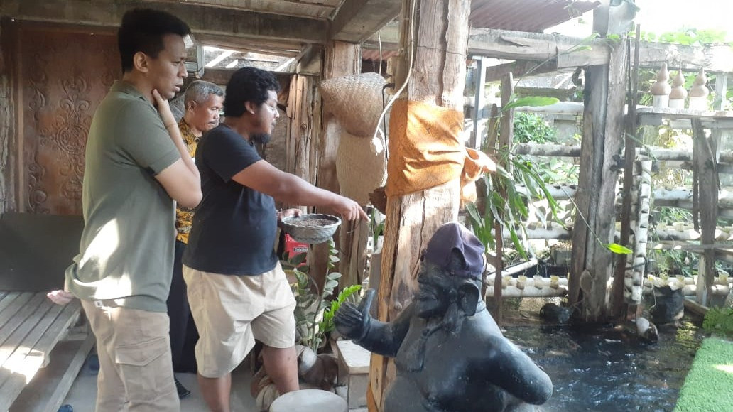 Raden Mas Marel saat mengunjungi Greenfunction di kampung Ireng-iteng Bambanglipuro Bantul Yogyakarta, Jumat (23/6).