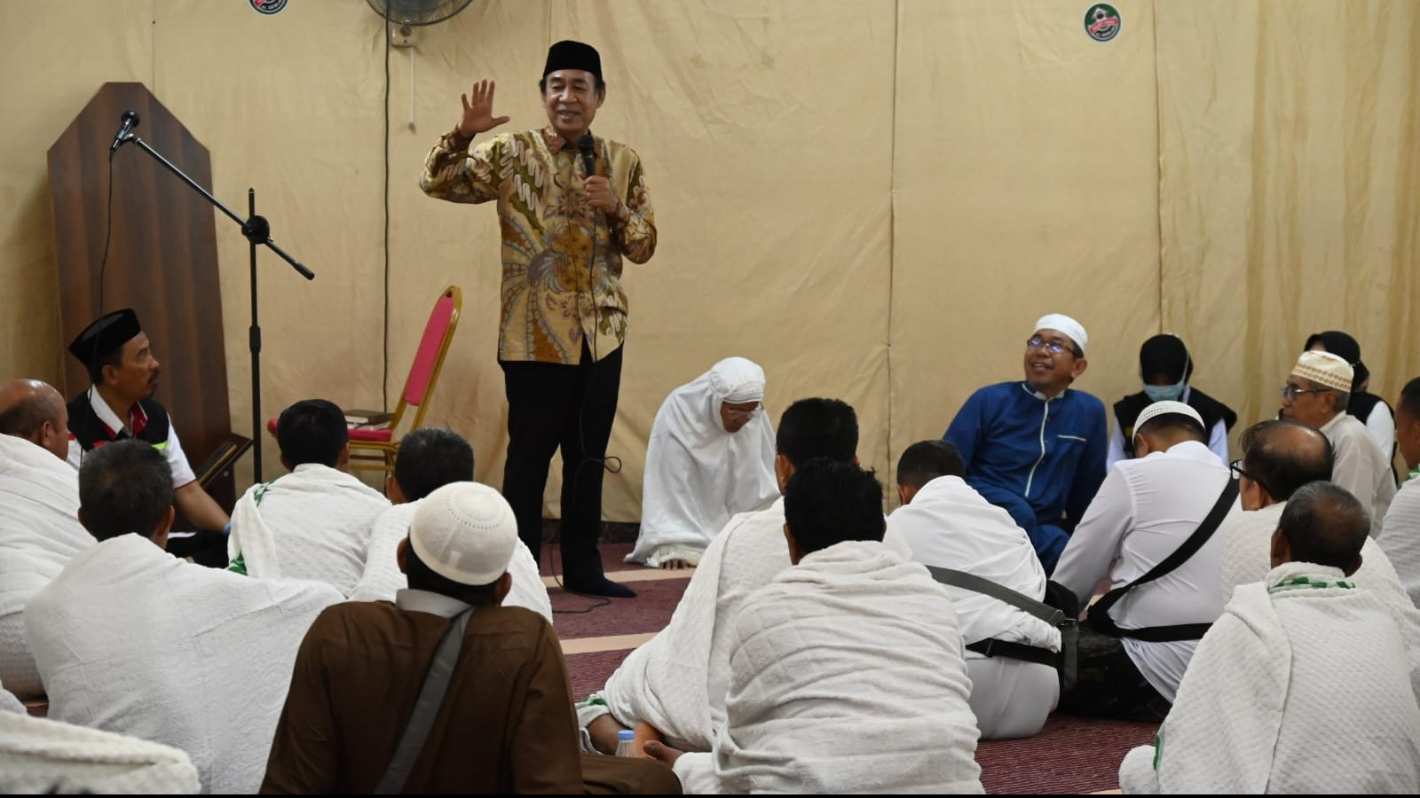 Ketua Komisi VIII DPR Ashabul Kahfi menyoroti daftar antrean haji di wilayah Sulawesi Selatan paling lama se-Indonesia.