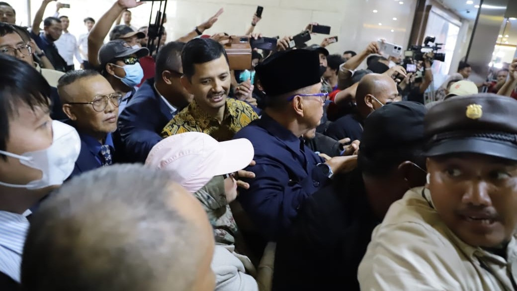 Panji Gumilang datang ke Bareskrim Polri.