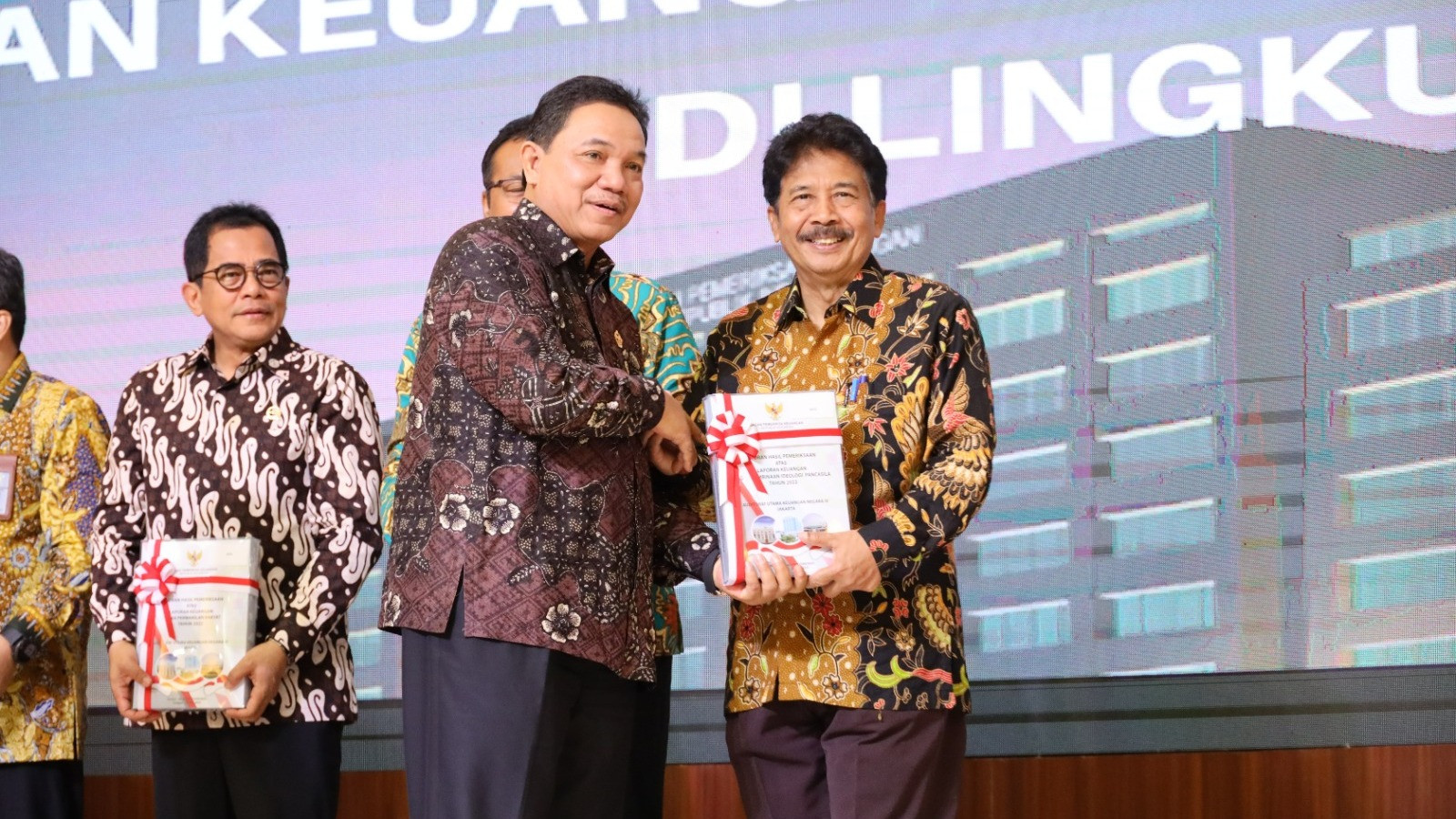 Badan Pembinaan Ideologi Pancasila (BPIP) menerima laporan hasil pemeriksaan atas laporan keuangan tahun 2022 dengan opini Wajar Tanpa Pengecualian (WTP) yang diserahkan BPK RI di Jakarta, Senin, (10/7).