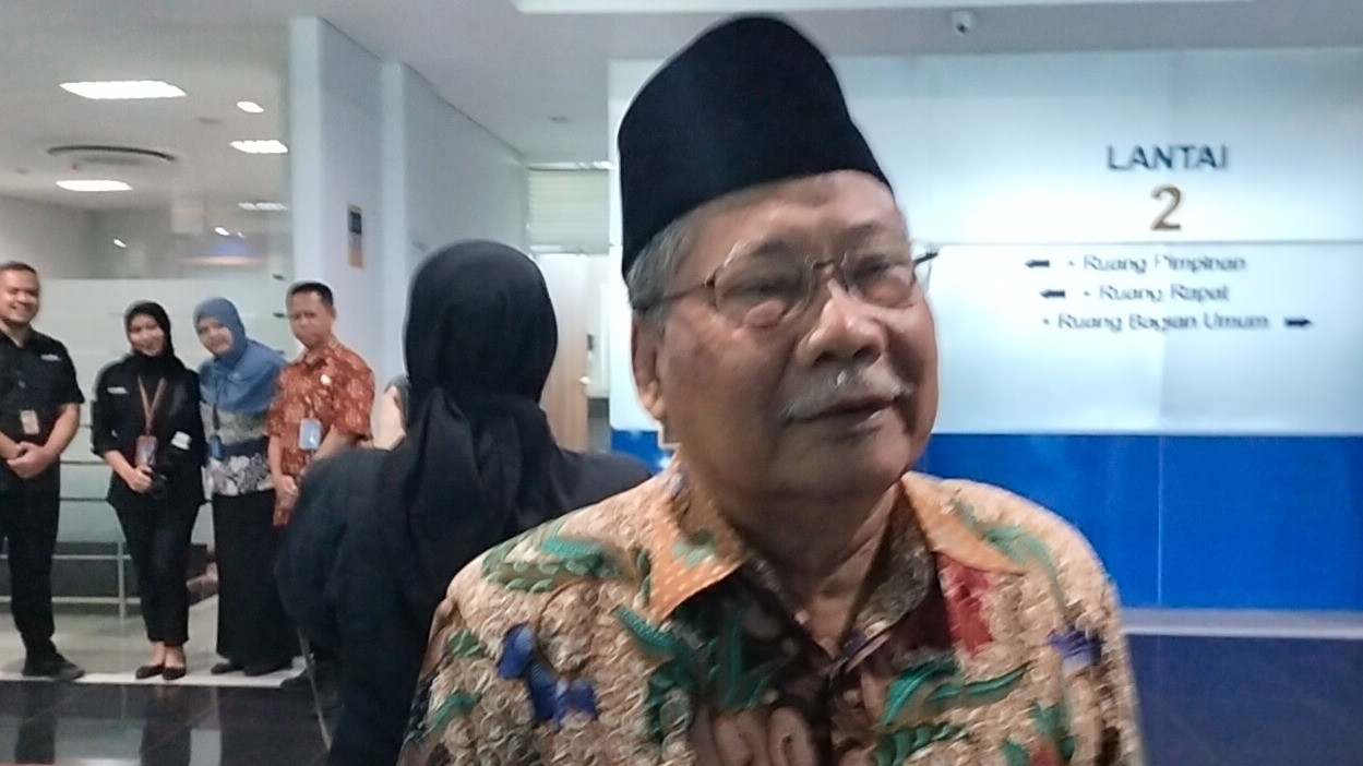 Ketua MUI Jawa Barat, KH Rachmat Syafe i