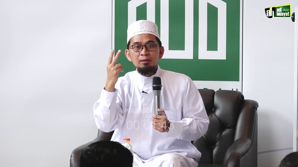 Ustaz Adi Hidayat