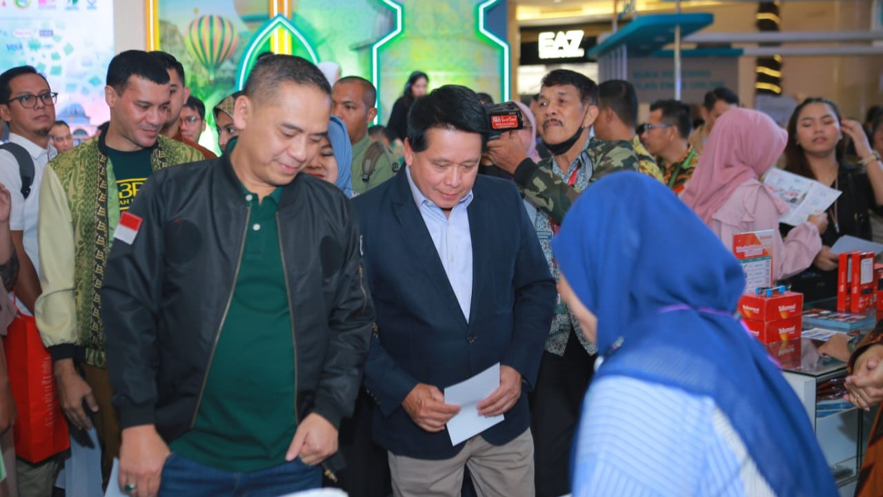 PT Bank Syariah Indonesia Tbk. (BSI) terus berupaya mendorong pertumbuhan dan pengembangan bisnis ekosistem haji dan umrah yang potensinya sangat besar sebagai salah satu bagian dari penguatan Islamic Ecosystem.