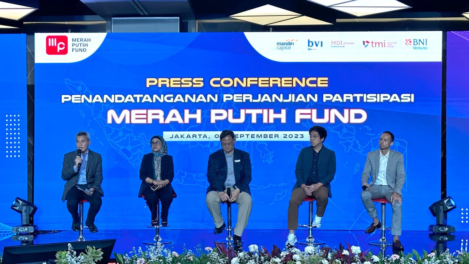 PT Telkom Indonesia (Persero) Tbk melalui entitas Corporate Venture Capital MDI Ventures, dan juga Telkomsel Mitra Inovasi (TMI), berpartisipasi dalam penandatanganan Perjanjian Partisipasi Merah Putih Fund di Jakarta (4/9).
