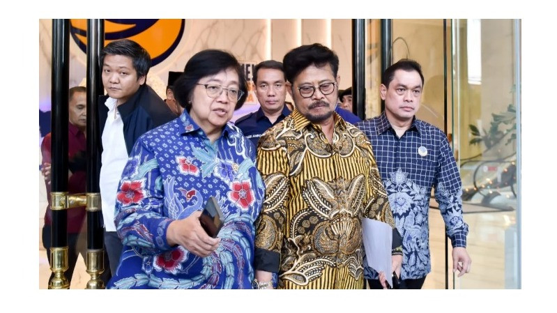 Menteri Pertanian (Mentan) Syahrul Yasin Limpo (SYL) dan Menteri Lingkungan Hidup dan Kehutanan (LHK) Siti Nurbaya bertandang ke NasDem Tower pada Kamis (5/10/2023) sore.