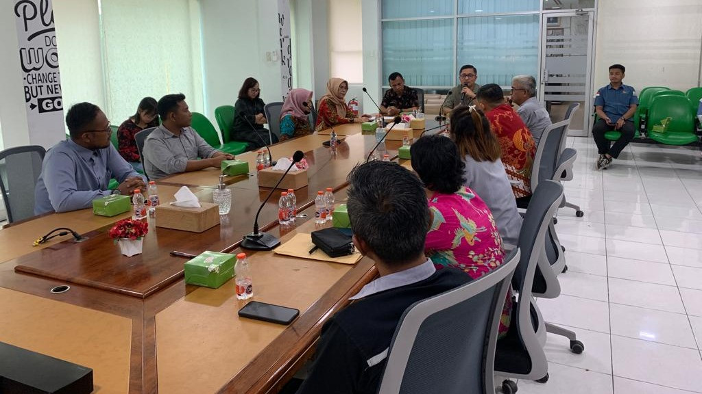 BP Ketenagakerjaan melakukan kegiatan promotif dan preventif berupa sosialisasi dan pemberian bantuan APD Perkebunan kepada afiliasi Perusahaan Perkebunan yang menjadi peserta BPJS Ketenagakerjaan Tanjung Morawa.