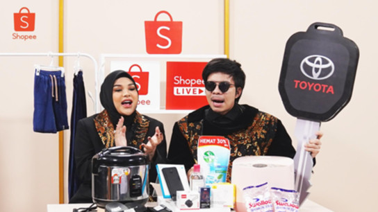Kemeriahan Flash Sale Shopee Live 12RB Bersama Atta Halilintar & Aurel Hermansyah