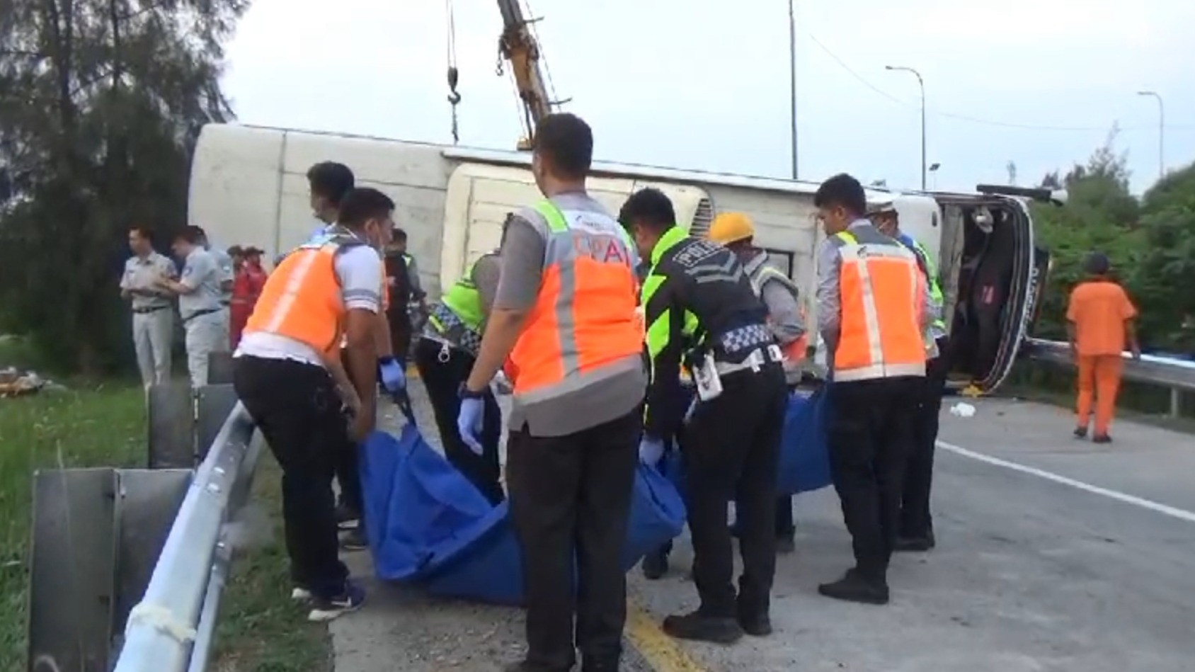 Inilah Nama-nama Korban Meninggal Kecelakaan Maut Bus Handoyo Di Tol ...