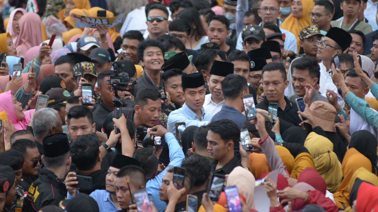 Kampanye Di Jember, Gibran Singgung Pihak-pihak Yang Suka Fitnah Dirinya