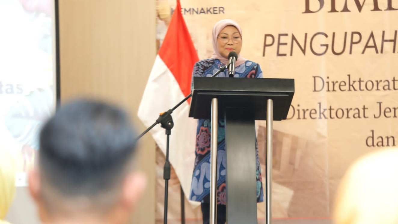 Menaker saat membuka Bimtek Pengupahan Berbasis Produktivitas di Mojokerto, Jawa Timur, Selasa (20/2/2024).