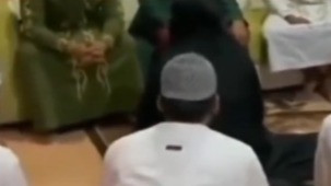 Heboh Aliran Sesat Diduga Bolehkan Jamaah Tukar Pasangan, MUI Langsung Bereaksi: Jelas Haram, Itu Zina!
            - galeri foto