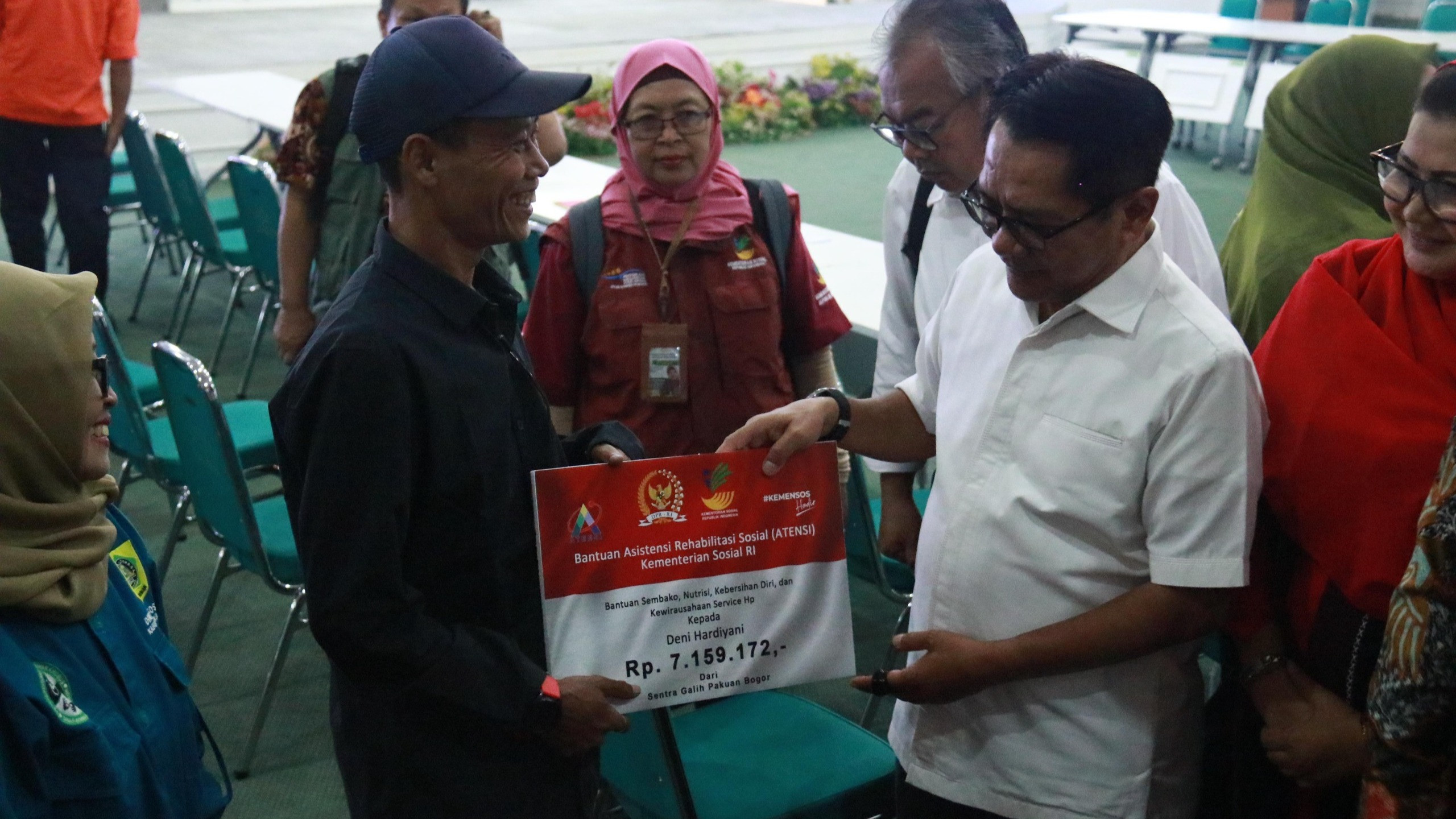 Komisi VIII DPR RI  yang didampingi Kementerian Sosial (Kemensos) untuk melaksanakan kunjungan kerja spesifik ke Kabupaten Bogor, Selasa (26/3).