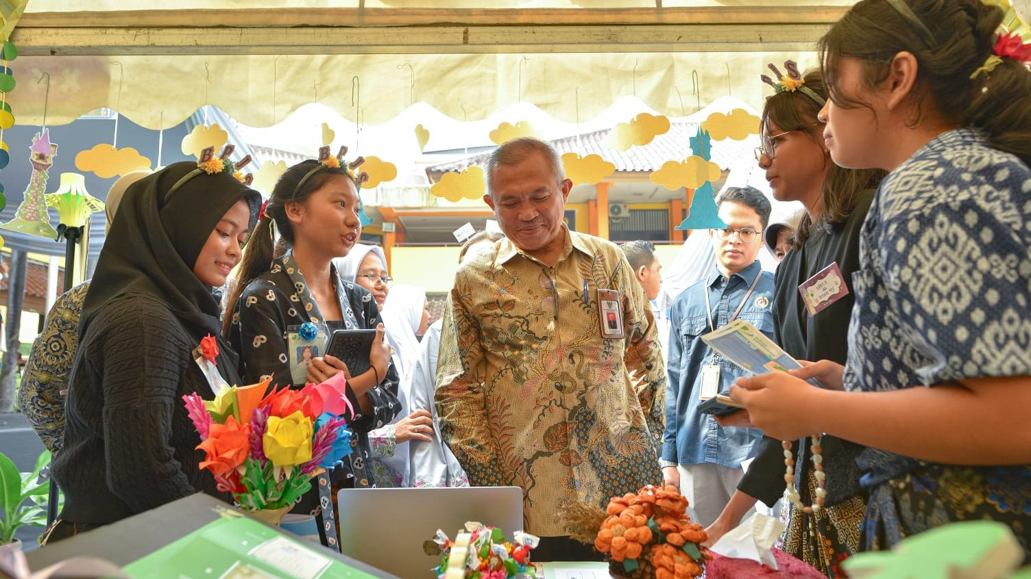 SMA Negeri 61 Jakarta menggelar festival edukasi jaminan sosial bertajuk “Sosial Fest”.