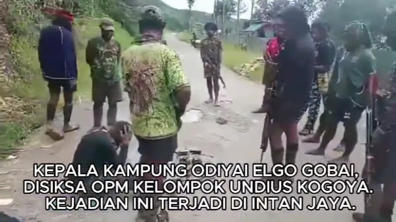 Viral Beredar Momen Kejam OPM Siksa Kepala Kampung di Intan Jaya, Kapuspen  Ungkap Alasannya