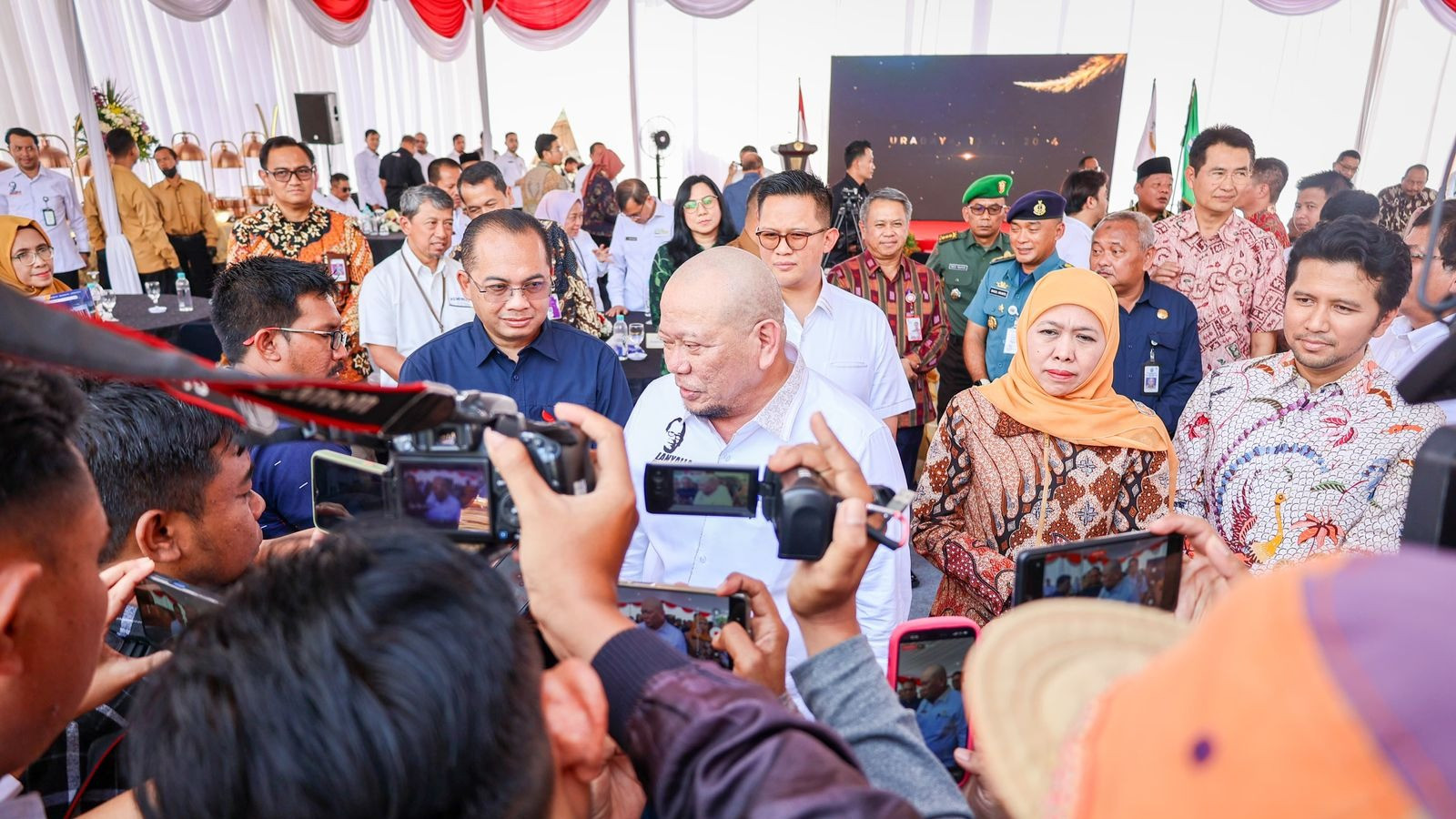 Pembangunan Kantor Perwakilan DPD RI Jatim, Terobosan Ketua DPD RI di Tengah Moratorium Menteri Keuangan
            - galeri foto