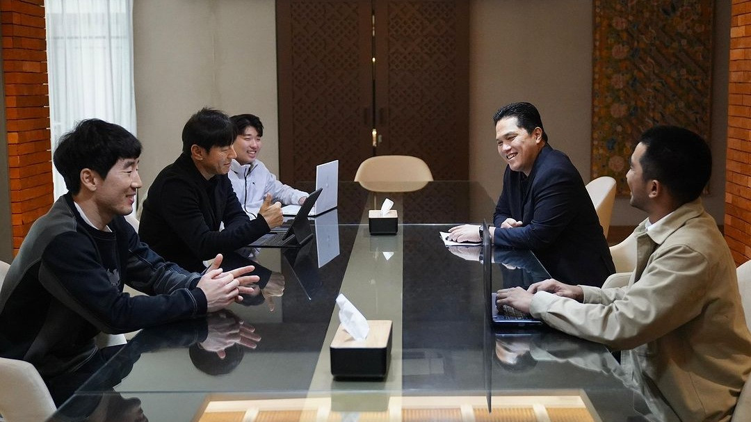 Pertemuan Erick Thohir dan Shin Tae-yong
