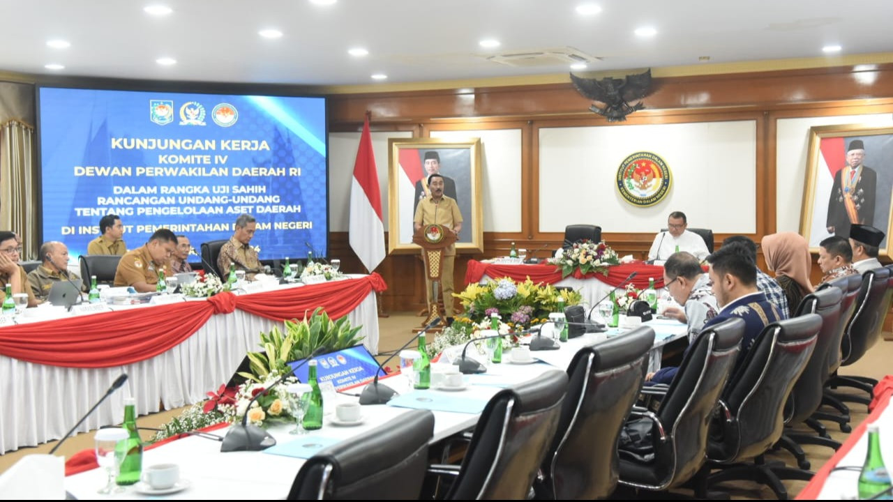 Komite IV DPD RI menyelenggarakan Uji Sahih Rancangan Undang-Undang tentang Pengelolaan Aset Daerah bertempat di kampus Institut Pemerintahan Dalam Negeri (IPDN).