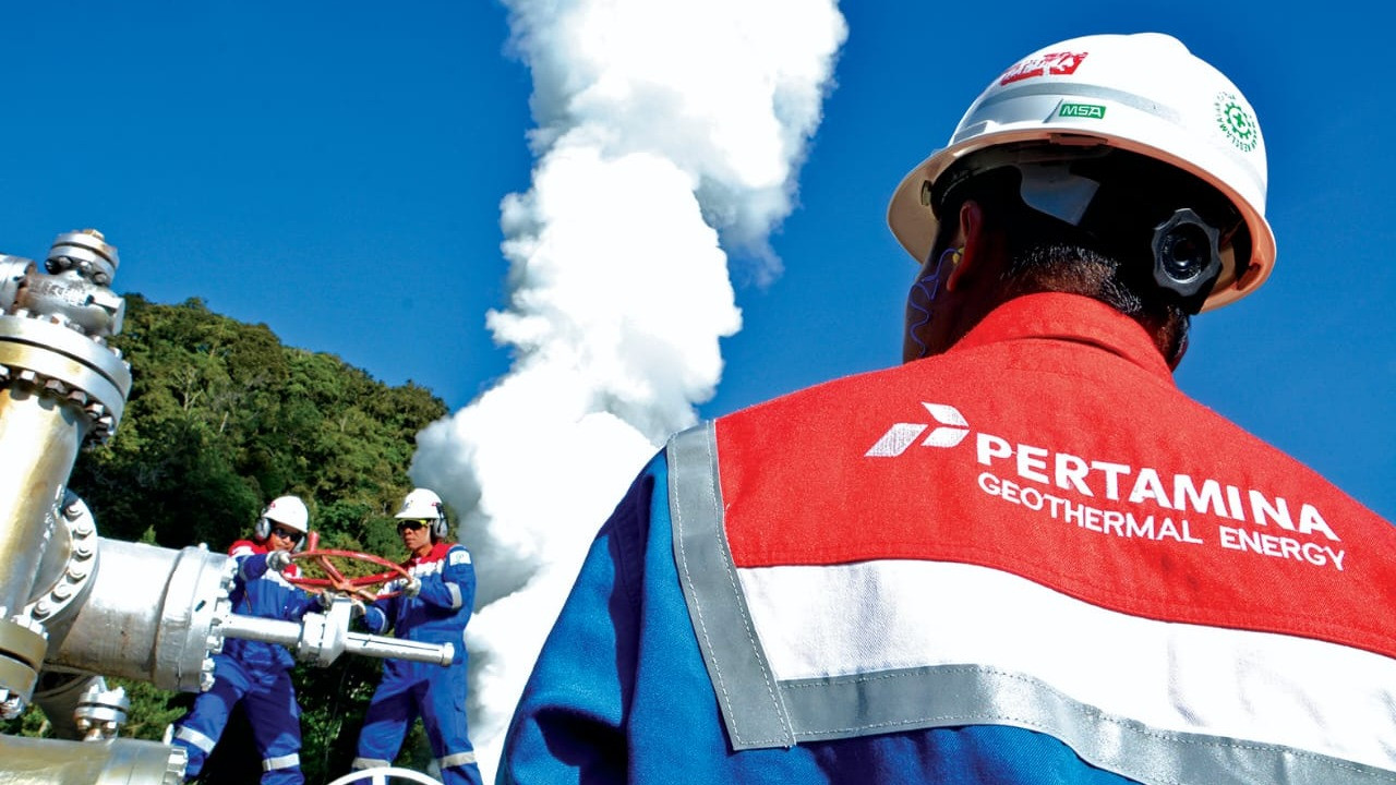 PT Pertamina (Persero) mengokohkan posisinya dalam jajaran perusahaan global dan regional dengan menempati peringkat ketiga terbaik dalam daftar Fortune 500 Asia Tenggara tahun 2024.