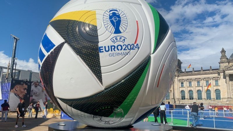 Mengenal Fussbailliebe, Bola Resmi yang Dipakai Piala Eropa 2024