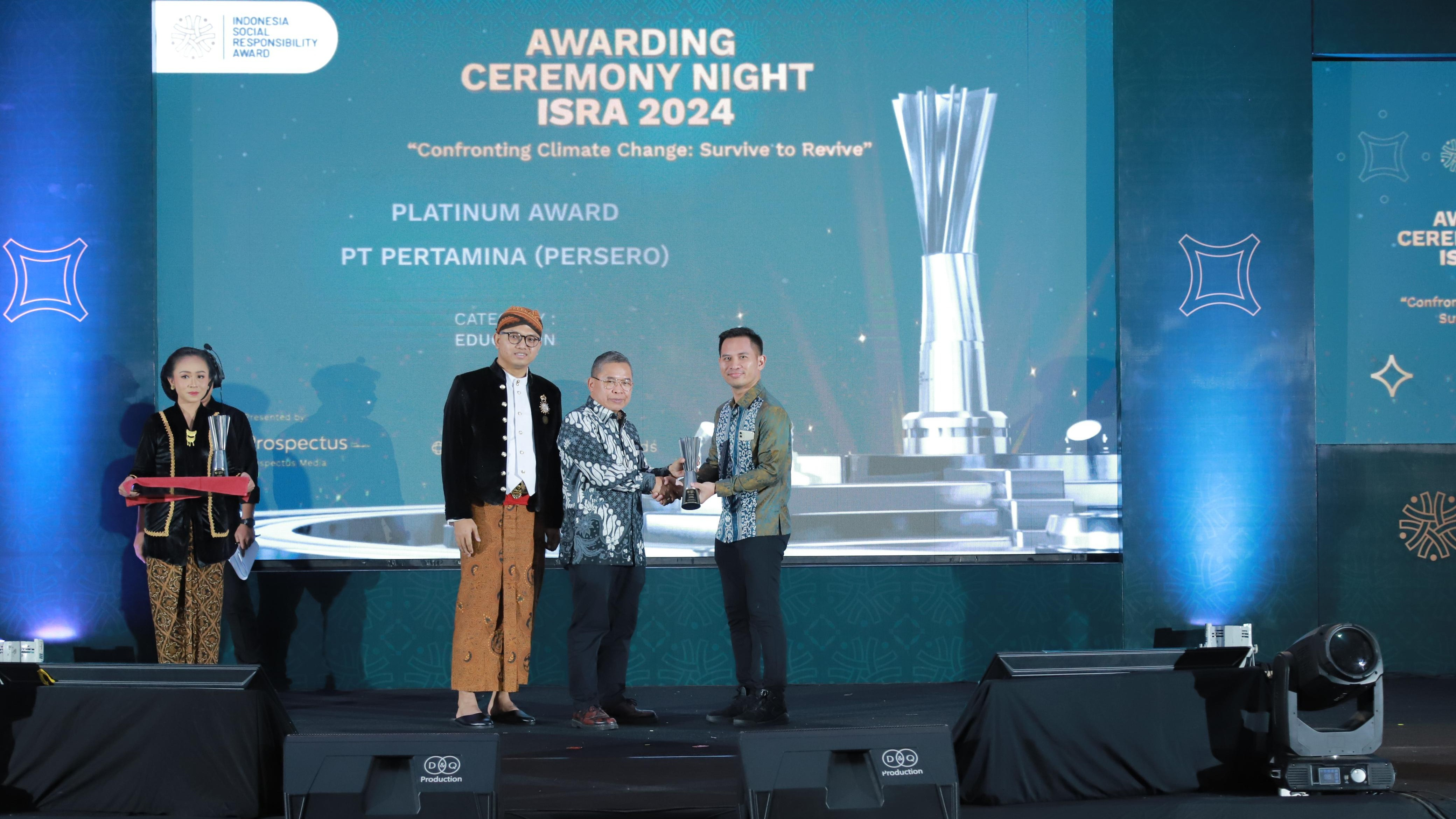 Pertamina Group berhasil memboyong 96 penghargaan dalam ajang Indonesia Social Responsibility Award (ISRA) 2024 yang diselenggarakan pada Kamis (27/6) di Solo, Jawa Tengah.
