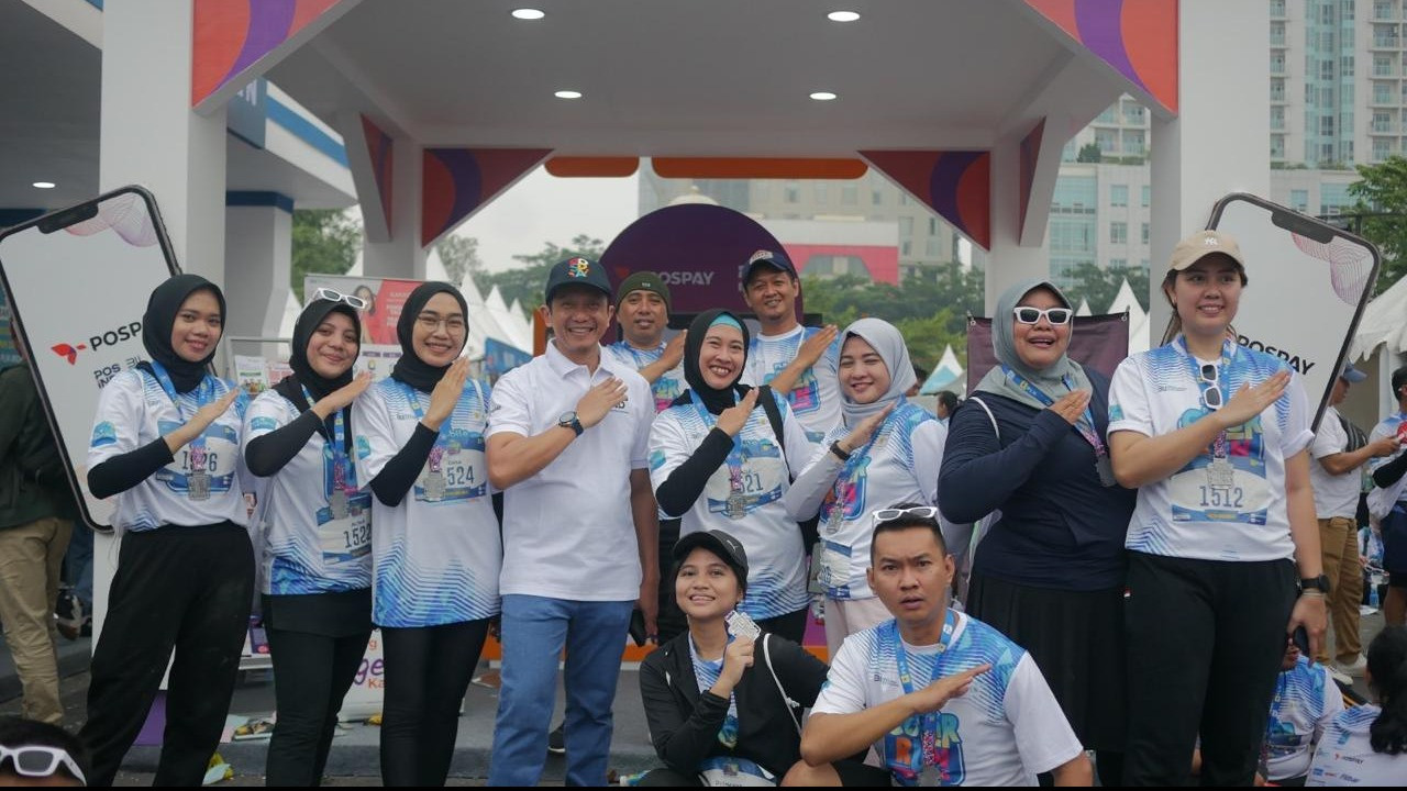 PT Pos Indonesia (Persero) mendukung perhelatan PLN Mobile Color Run 2024 yang digelar PT PLN (Persero) di Surabaya, Jawa Timur.