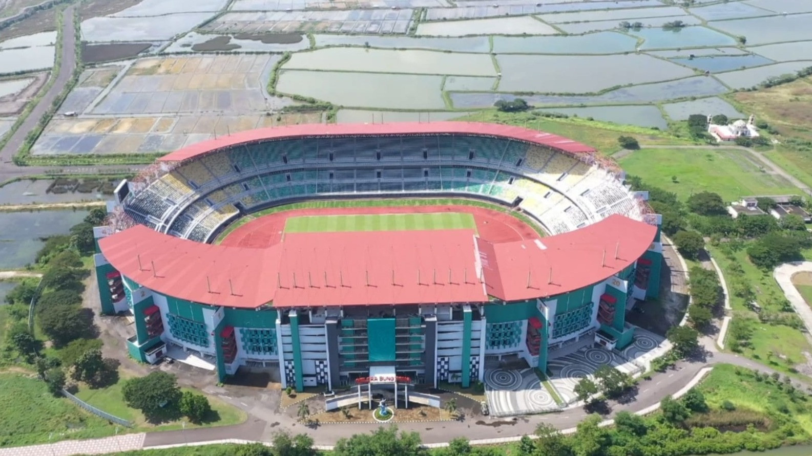 Media Vietnam Anggap Kondisi Stadion GBT Bisa Ganggu Konsentrasi Pemain, Venue Piala AFF U-19 Itu Letaknya Terlalu Dekat dengan…