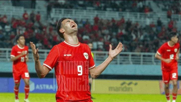 Pemain Timnas Indonesia, Jens Raven