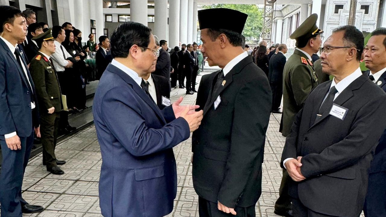 Menteri Pertanian Andi Amran Sulaiman tiba ke Hanoi Vietnam pada Rabu, 25 Juli 2024 untuk menghadiri penghormatan terakhir meninggalnya tokoh besar nasional Vietnam Nguyen Phu Trong.