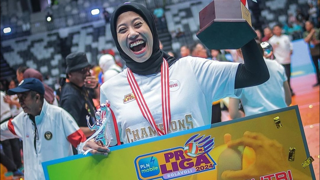 Megawati Hangestri berpose usai menjadi pemain terbaik Proliga 2024. Source: instagram megawatihangestrip