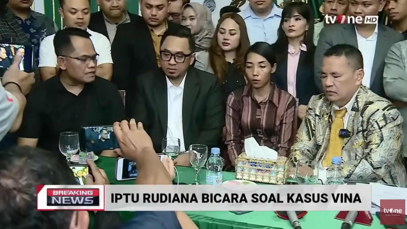 Dicecar Hotman Paris, Iptu Rudiana Berani Sumpah Pocong Kalau Eky sudah Meninggal: Demi Allah 7 Turunan Saya Mati Kalau Bohong!