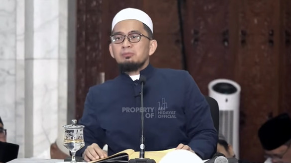 Ustaz Adi Hidayat