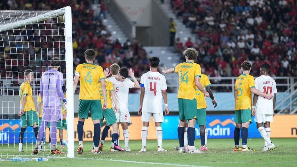 Matt Baker Sempat Bingung Pilih Timnas Indonesia atau Australia, Nova Arianto Ceritakan di Balik Layar Sang Pemain Akhirnya Mantap