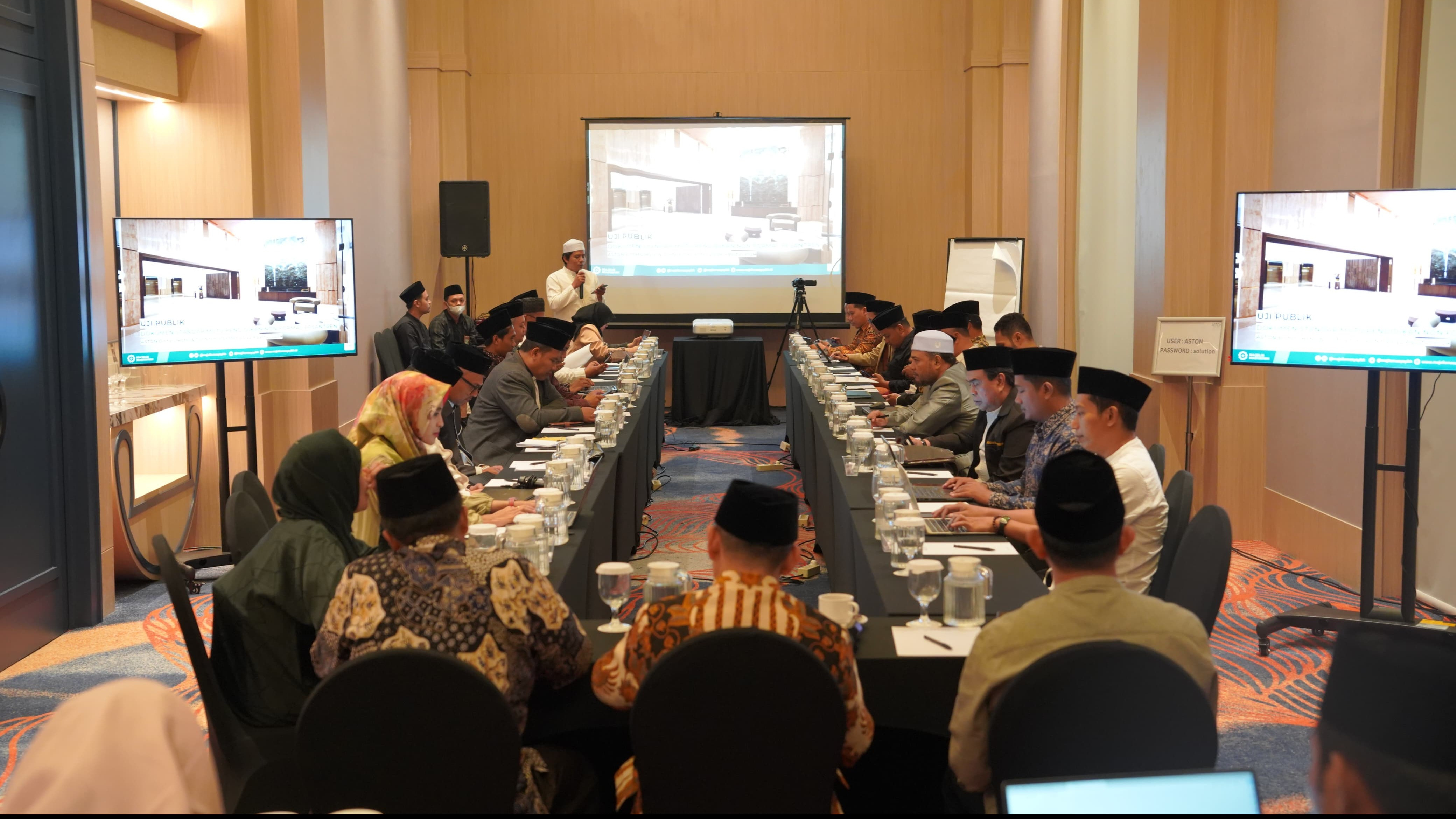 Pesantren di seluruh Indonesia tengah bersiap menyambut hadirnya Dokumen Standar Mutu Pendidikan Nonformal Pesantren yang tengah digodok oleh Majelis Masyayikh.