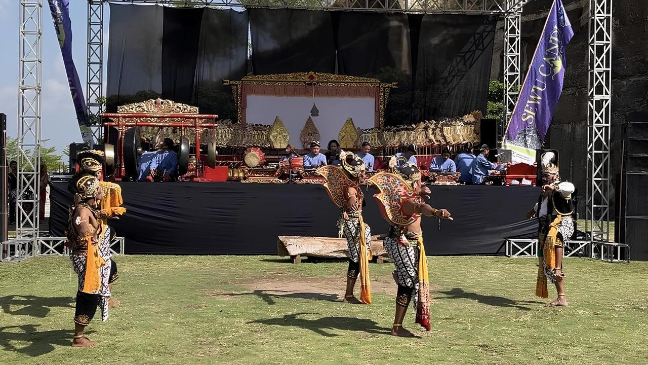 Melalui Sewu Candi Fest #2, sejumlah warisan budaya turut dipamerkan. Tahun ini, event budaya diselenggarakan di Tebing Breksi, salah satu destinasi wisata di Bumi Sembada.