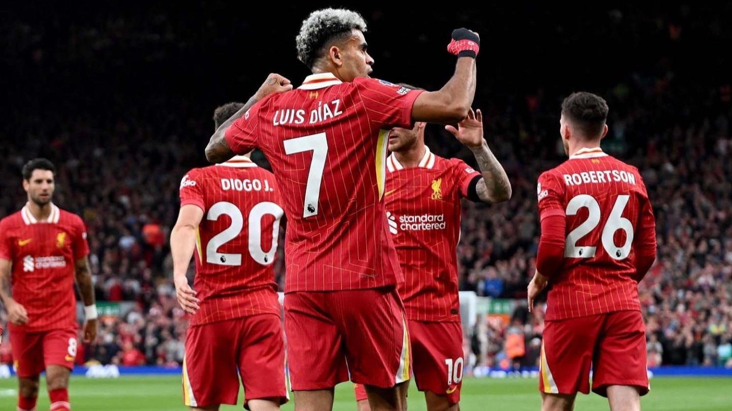 Selebrasi Para Pemain Liverpool, Luis Diaz saat Mencetak Gol di Liga Inggris