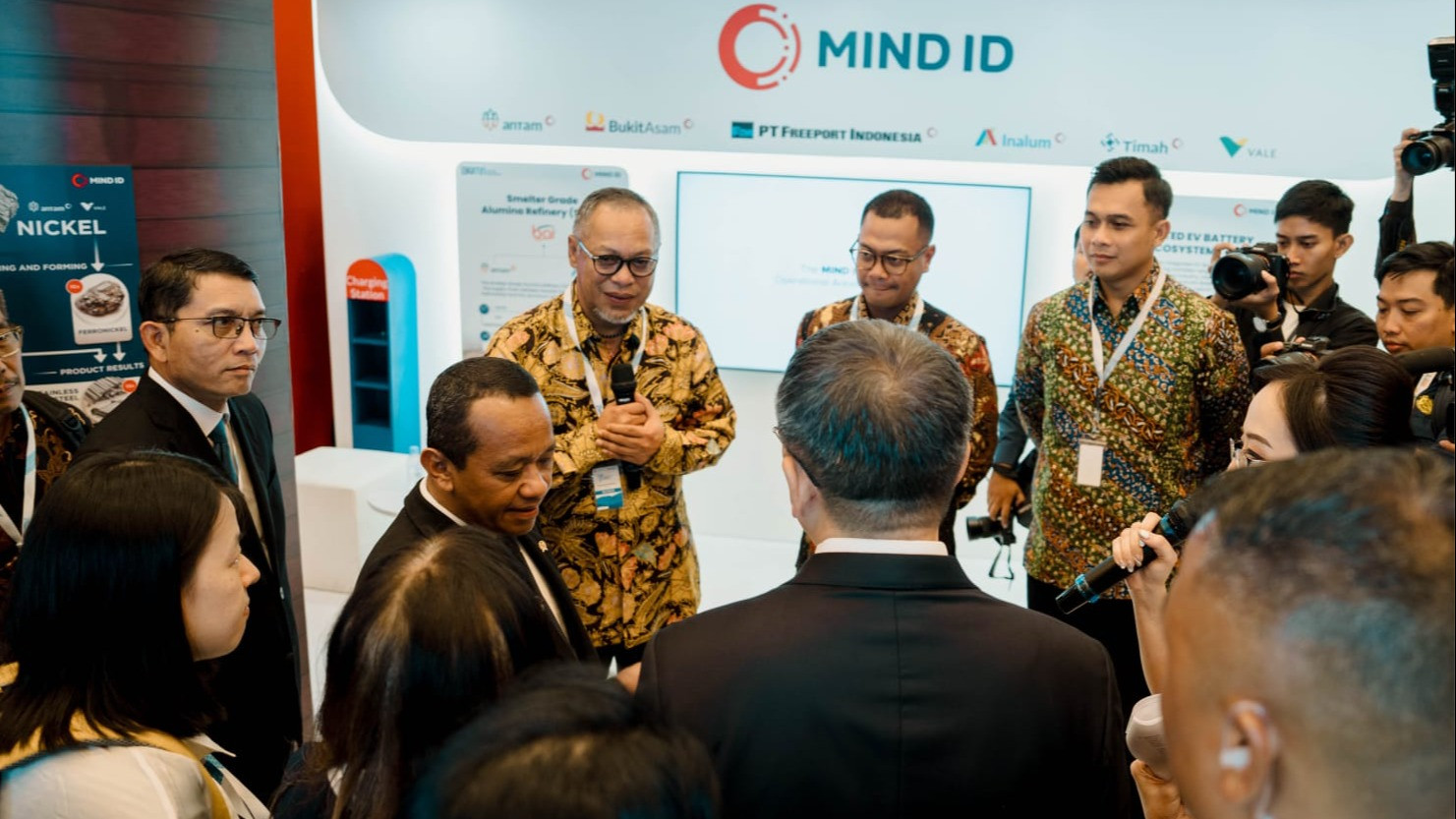 BUMN Holding Industri Pertambangan Indonesia (MIND ID) menegaskan komitmennya untuk terus mendorong hilirisasi dan memperkuat ekosistem industrialisasi kendaraan listrik di Indonesia.