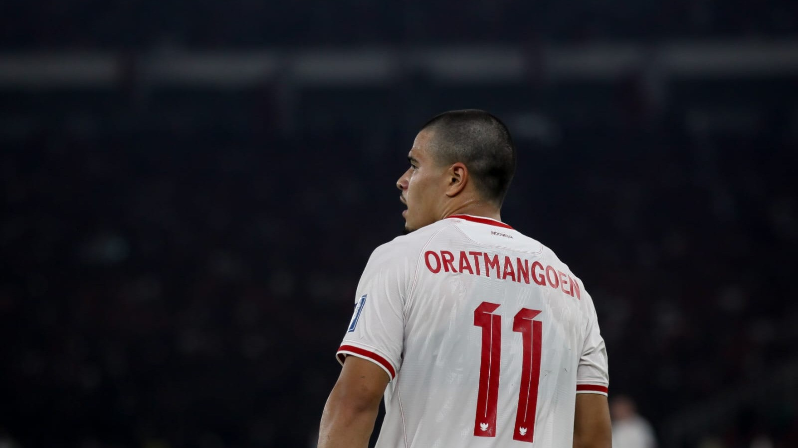 Pemain naturalisasi Timnas Indonesia, Ragnar Oratmangoen 