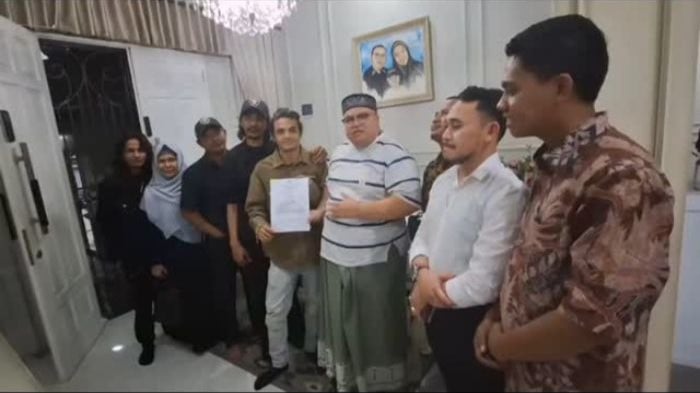 Vadel Badjideh menunjuk Razman Nasution sebagai kuasa hukumnya