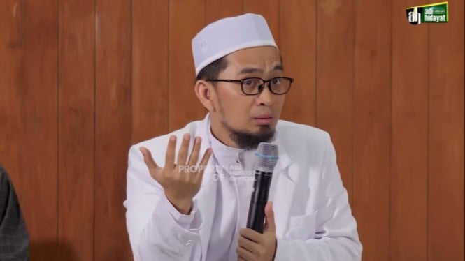 Ustaz Adi Hidayat