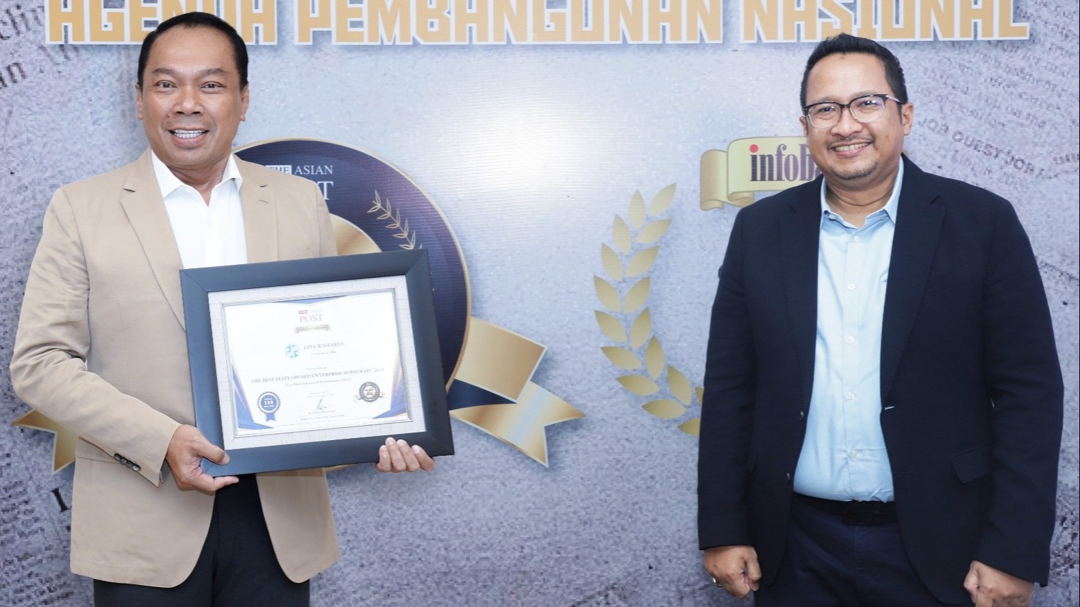 Jasa Raharja dianugerahi penghargaan sebagai The Best State Owned Enterprise Subsidiary 2024 (Excellent Financial Performance 2023) pada ajang BUMN BUSINESS FORUM 2024.