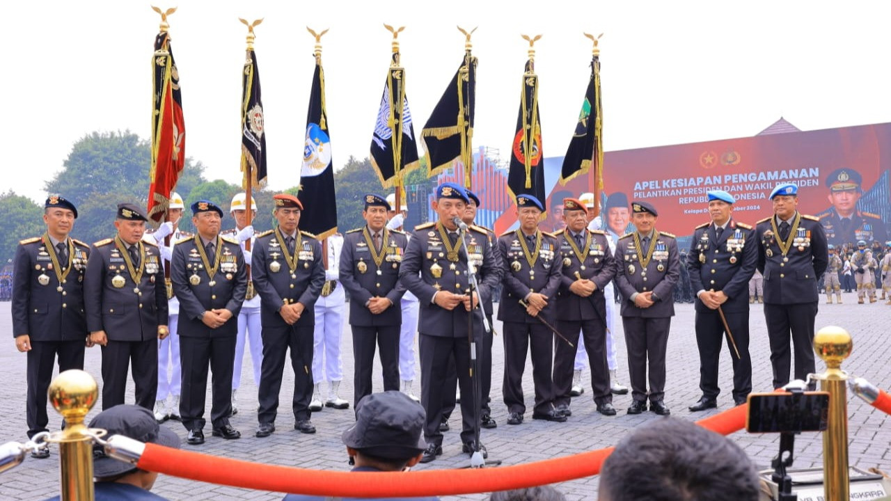 Presiden Joko Widodo (Jokowi) mendapat anugerah Medali Kehormatan Loka Praja Samrakshana dari Polri.