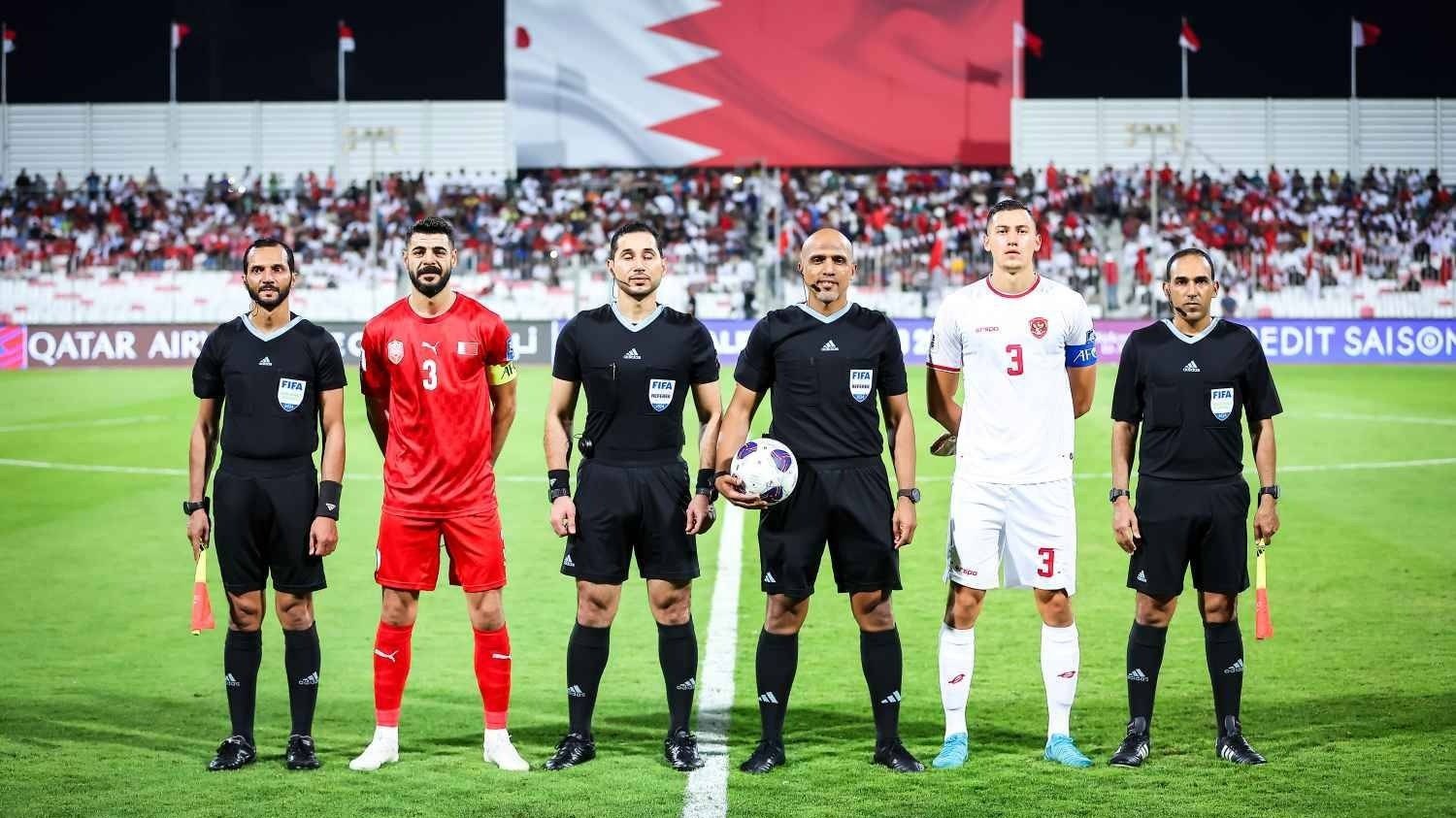 Bahrain Takut ke Indonesia? Pandit Senior Ingatkan Balasan Bahrain Jika Suporter Timnas Indonesia Terus Menyerang: Ini Masalah Serius!
            - galeri foto