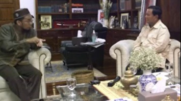 Benarkah Ustaz Adi Hidayat Akan Gantikan Gus MIftah? Ini Deretan Faktanya
            - galeri foto