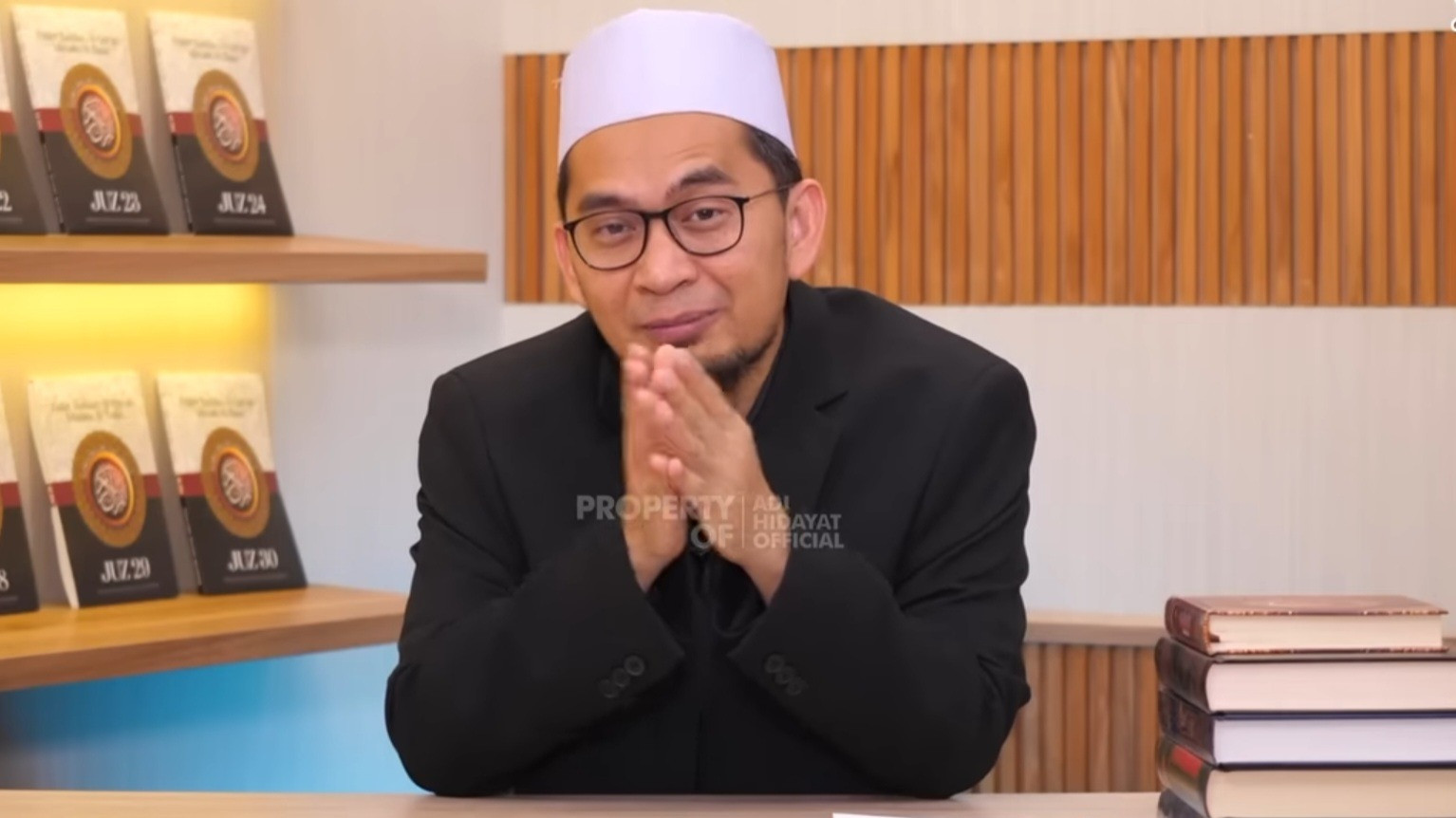 Ustaz Adi Hidayat