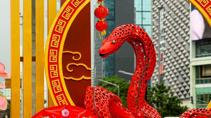 Prediksi Peruntungan Shio Ular di Tahun Ular Kayu 2025, Sarwendah: Akan Melihat Pertumbuhan dalam …
            - galeri foto