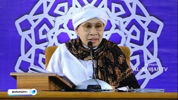 Potret Buya Yahya